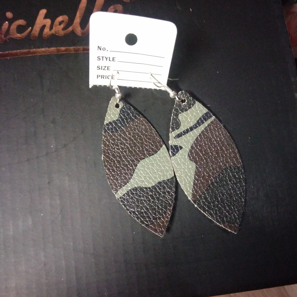 Camouflage Leaf Drop Earrings